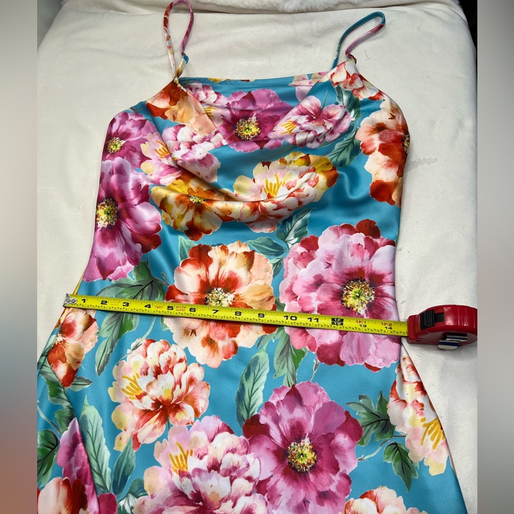 IRIS Floral Gardens Slit Asymmetric Maxi Body-con Dress Women’s size Small - Picture 7 of 16